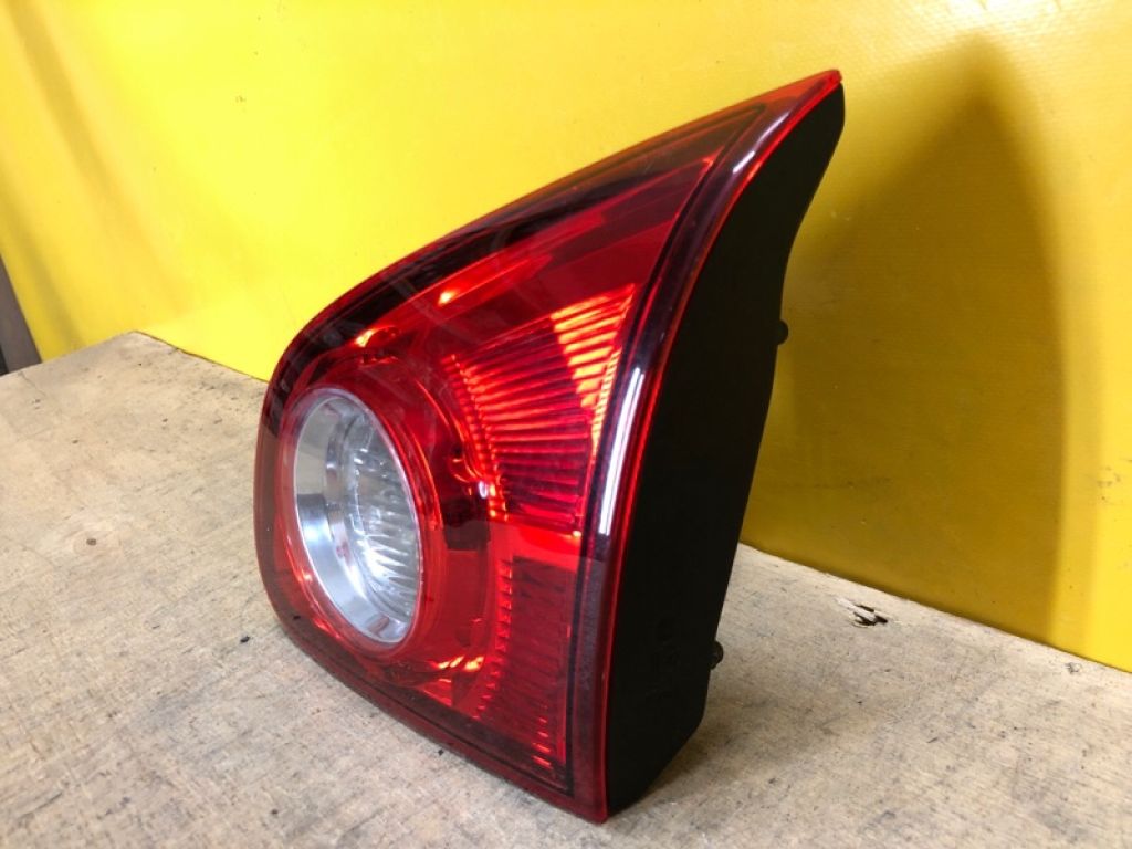 26550JD800 | Фонарь внутренний прав. NISSAN QASHQAI 07-14 - Фото 4