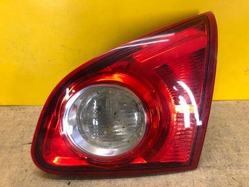 Ліхтар внутрішній прав. NISSAN QASHQAI 07-14