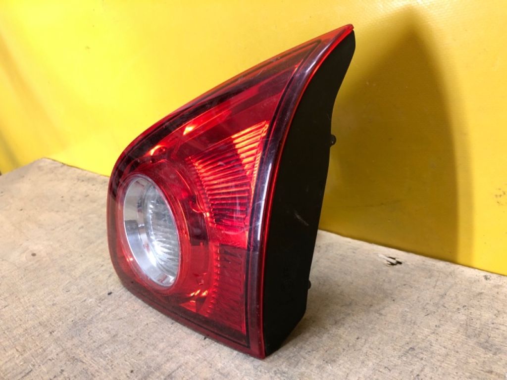 26550JD800 | Ліхтар внутрішній прав. NISSAN QASHQAI 07-14 - Фото 4