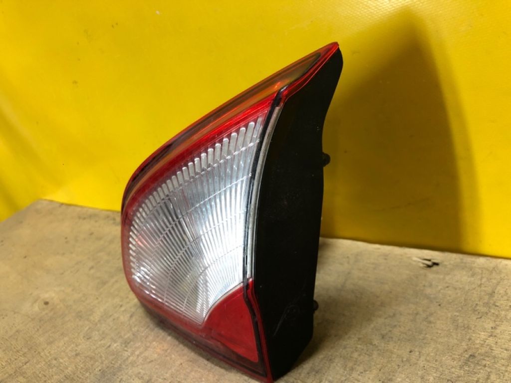 26550BR01A | Ліхтар внутрішній прав. NISSAN QASHQAI 07-14 - Фото 4