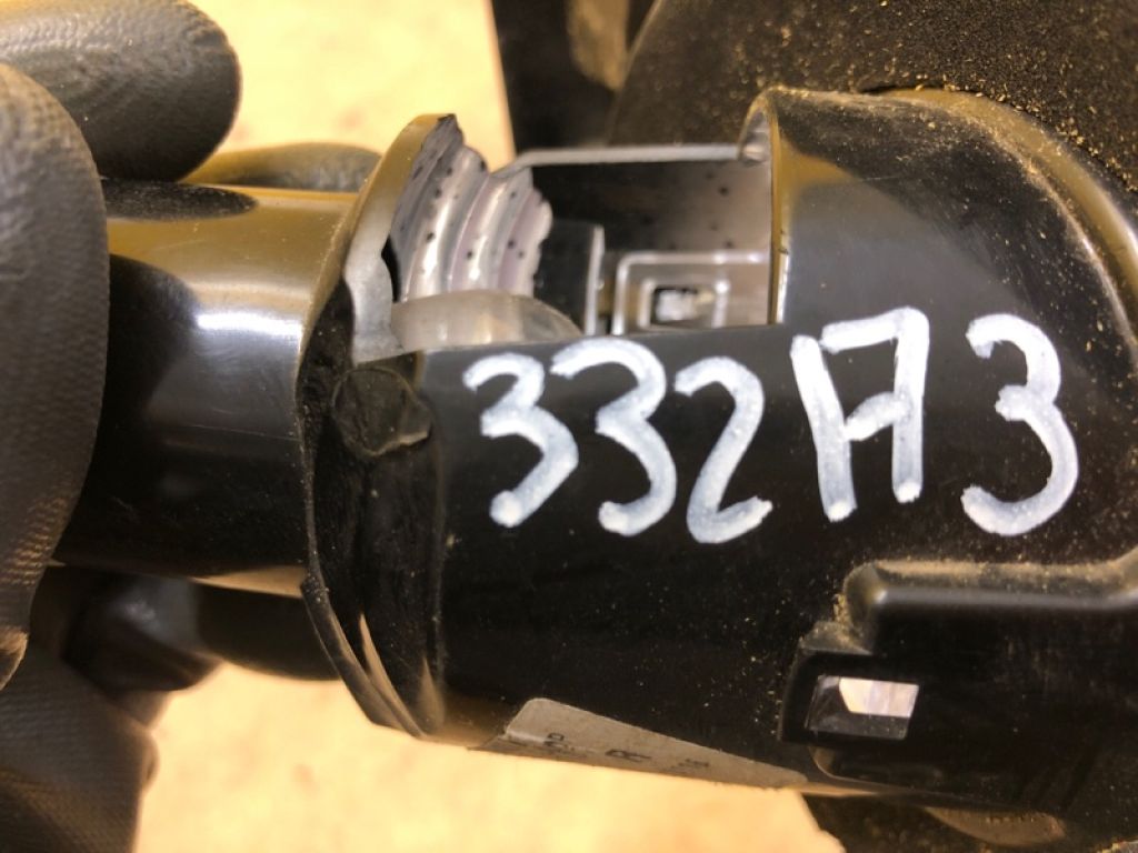 26550JD800 | Ліхтар внутрішній прав. NISSAN QASHQAI 07-14 - Фото 2