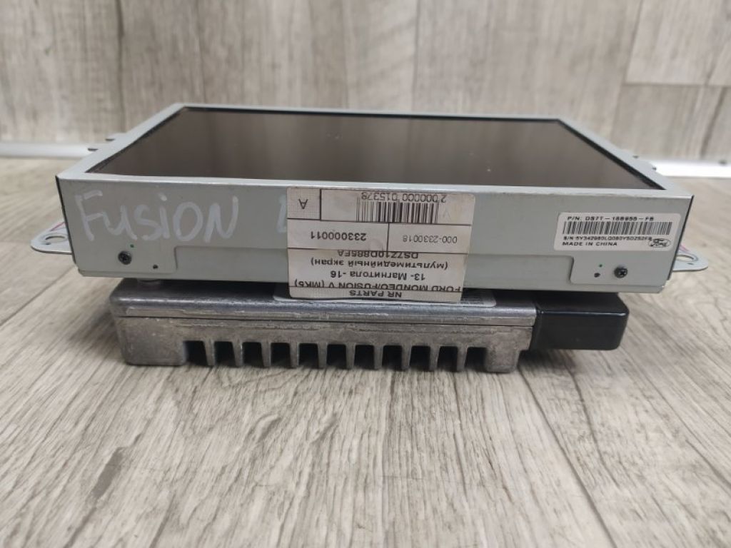 DS7Z-10D885-FA | Монитор FORD FUSION 14- - Фото 4