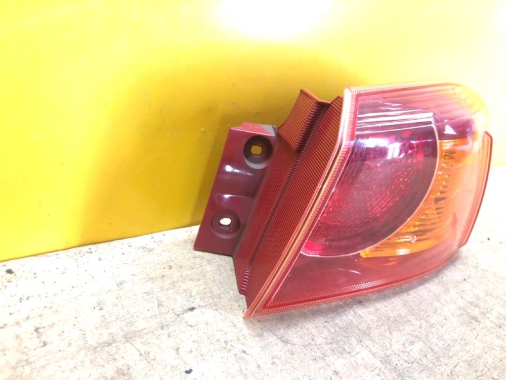 8330A108 | Фонарь наружный прав. MITSUBISHI LANCER X 10 07-15 - Фото 3
