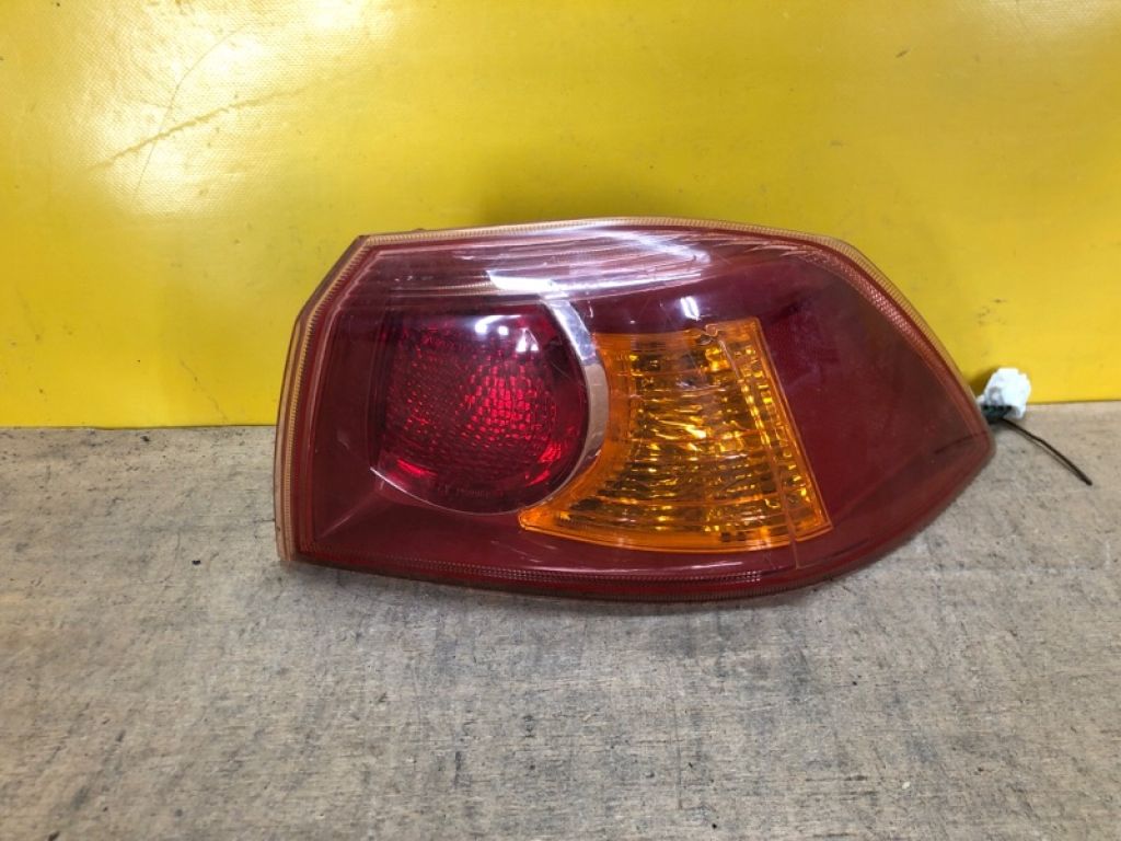 8330A108 | Ліхтар зовнішній прав. MITSUBISHI LANCER X 10 07-15