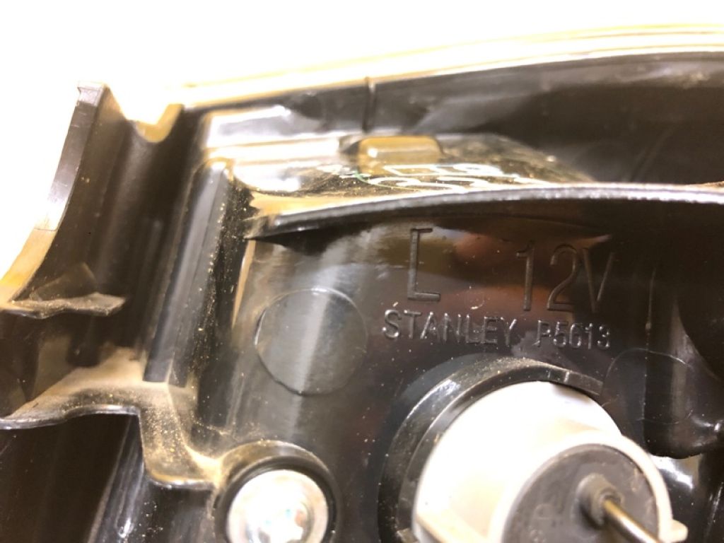 8330A621 | Фонарь наружный лев. MITSUBISHI LANCER X 10 15-17 - Фото 8