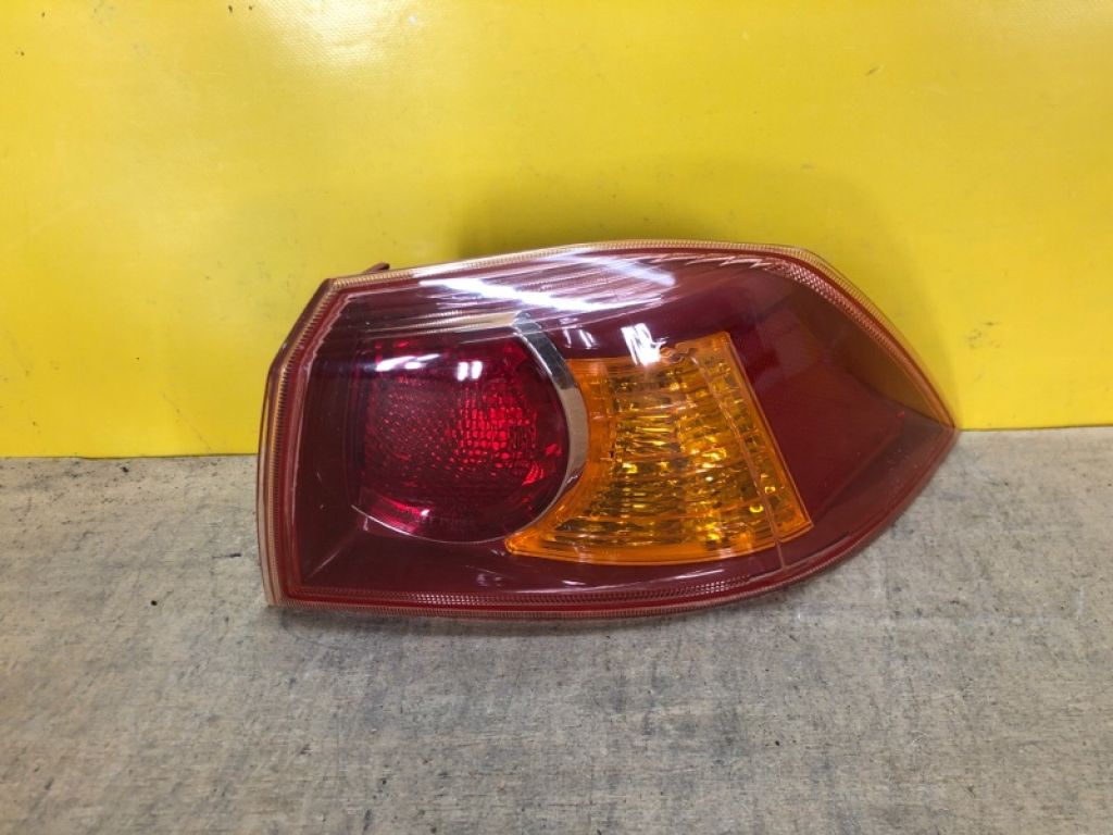 8330A108 | Фонарь наружный прав. MITSUBISHI LANCER X 10 07-15