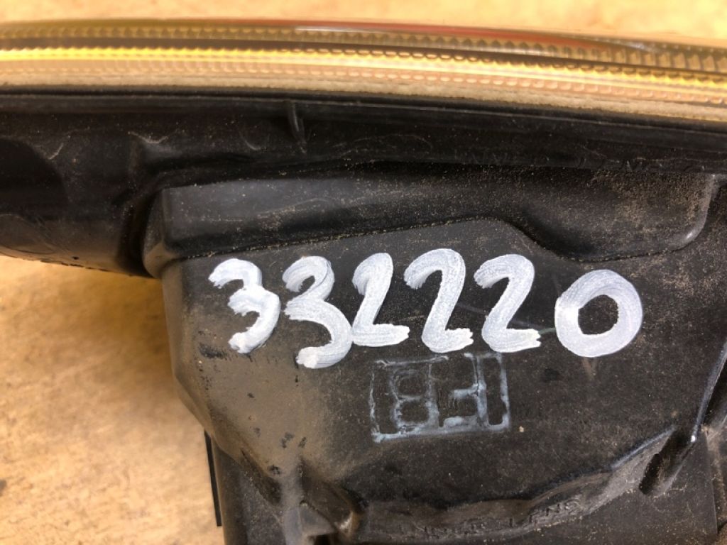 8337A083 | Фонарь внутренний лев. MITSUBISHI LANCER X 10 15-17 - Фото 2