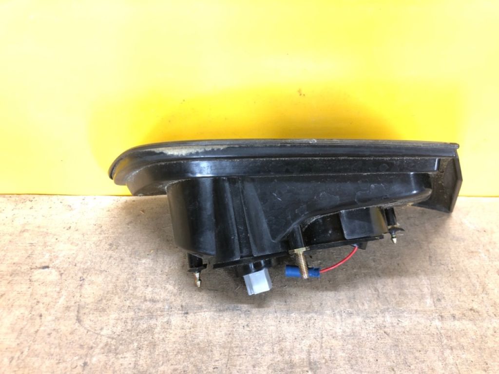 8330A626 | Фонарь внутренний прав. MITSUBISHI LANCER X 10 15-17 - Фото 6