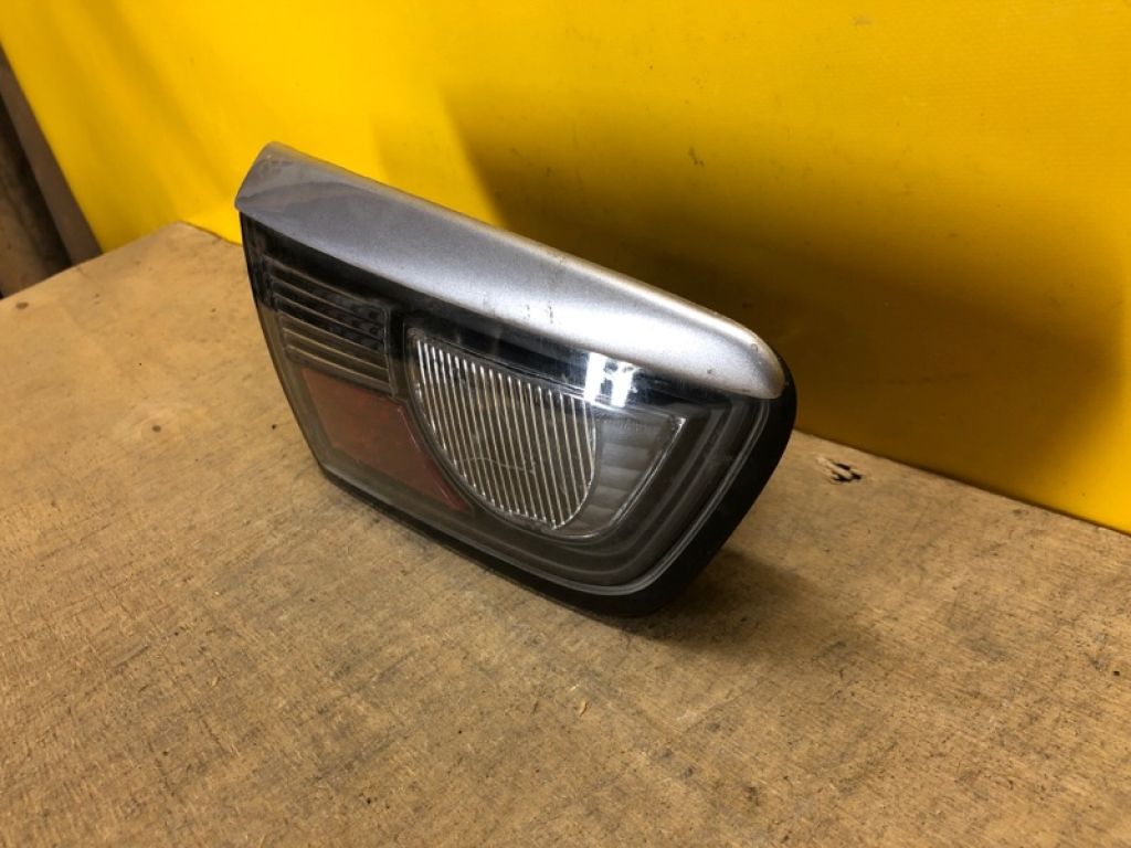 8330A625 | Фонарь внутренний лев. MITSUBISHI LANCER X 10 15-17 - Фото 4