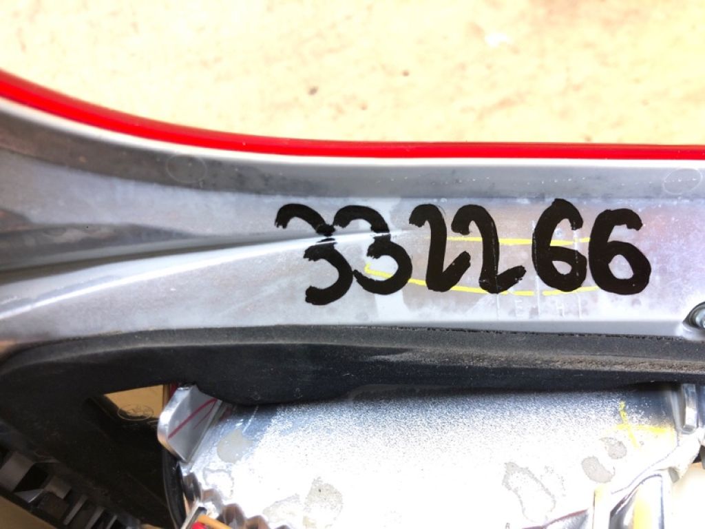 63217179988 | Ліхтар внутрішній прав. BMW X6 (E71) 07-14 - Фото 2