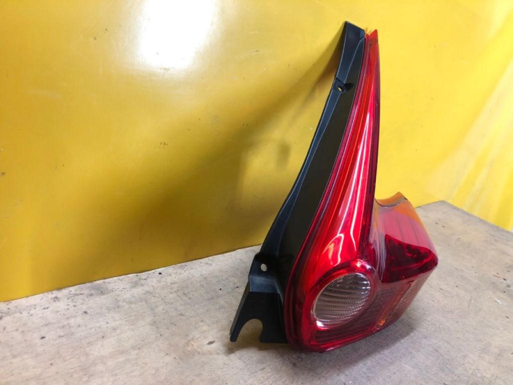 265501KA0A | Ліхтар зовнішній прав. NISSAN JUKE 10-19 - Фото 3