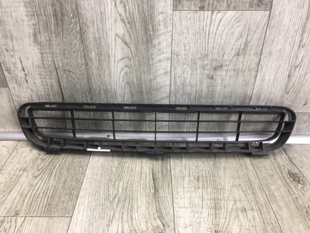 53112-06040 | Решітка переднього бампера TOYOTA CAMRY 40 06-11