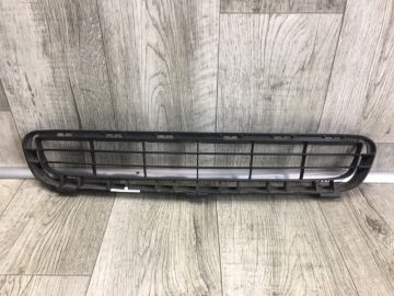 Решітка переднього бампера TOYOTA CAMRY 40 06-11