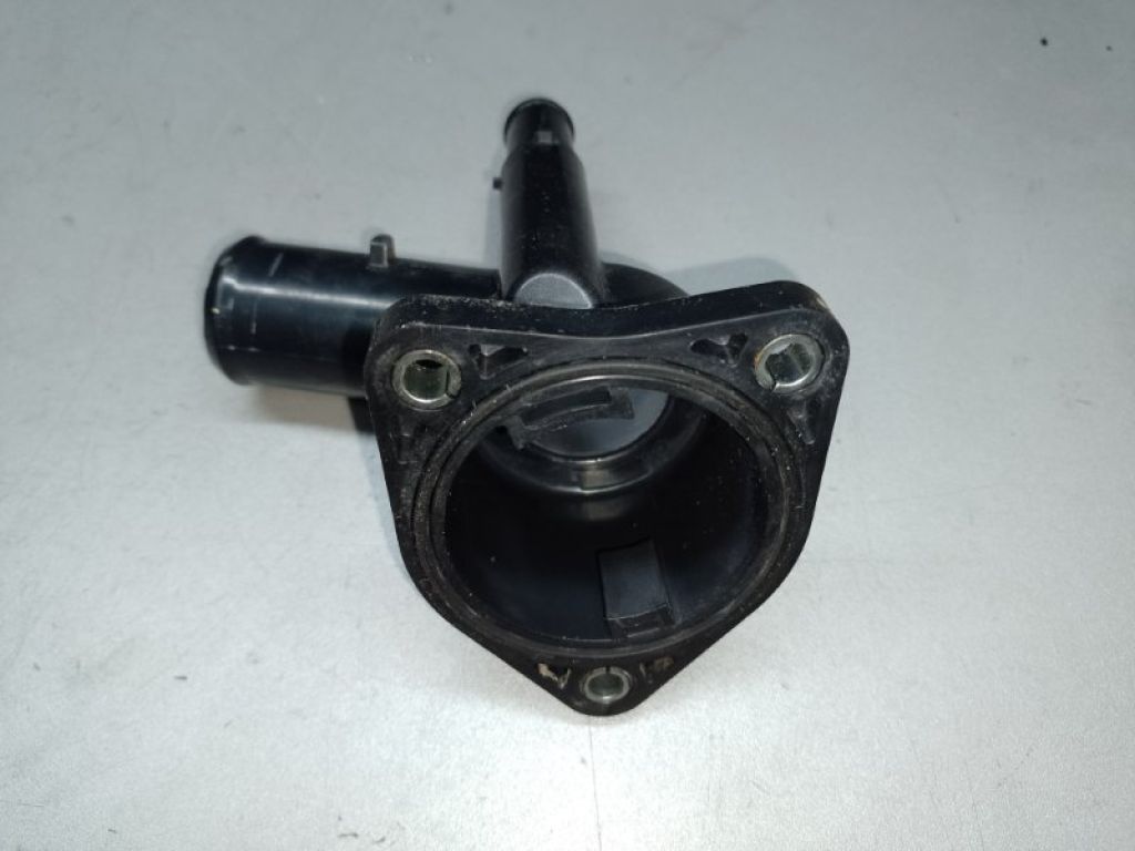 16031-37010 | Корпус термостата LEXUS CT200 11-17