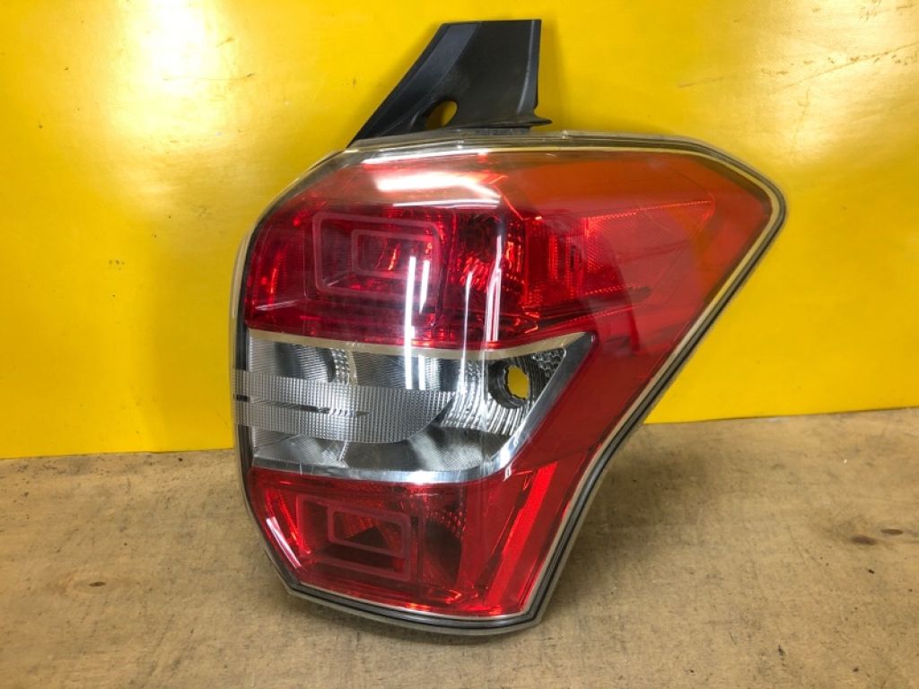 84912SG151 | Ліхтар зовнішній прав. SUBARU FORESTER 12-19