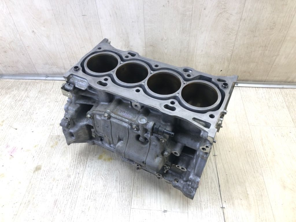 1141009396 | Блок двигателя TOYOTA CAMRY 55 14-17