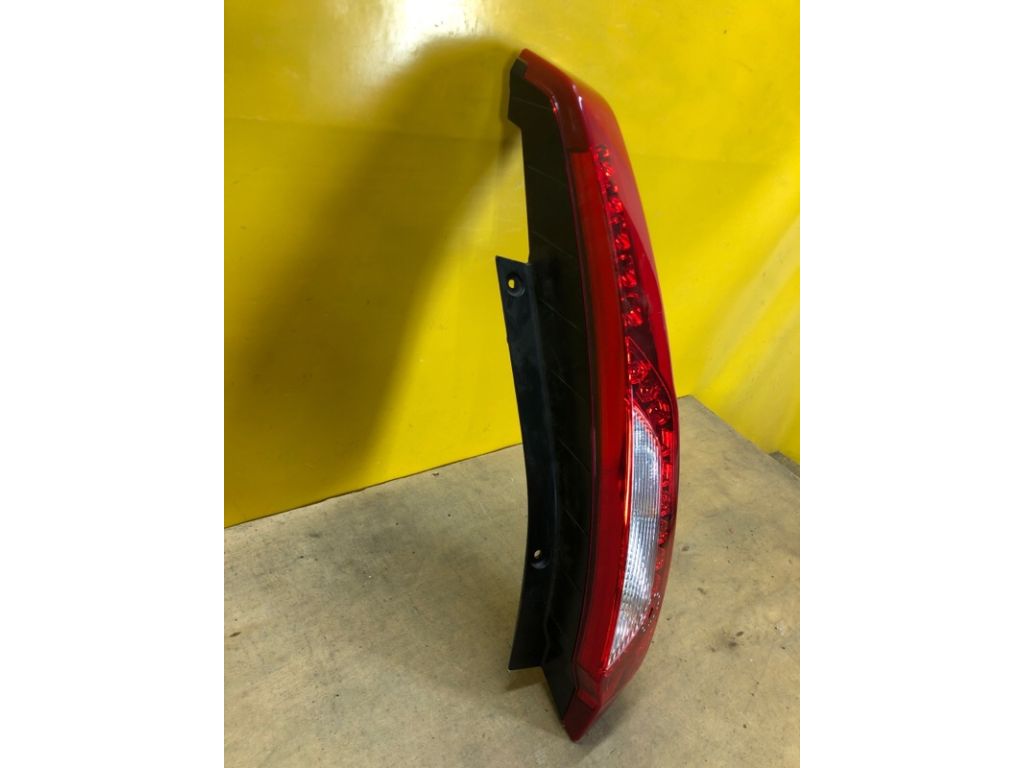 265503UB0A | Ліхтар зовнішній прав. NISSAN X-TRAIL T31 07-14 - Фото 3