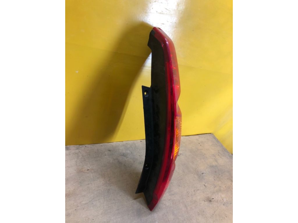 26550JG00A | Ліхтар зовнішній прав. NISSAN X-TRAIL T31 07-14 - Фото 3