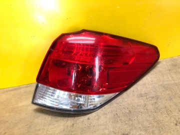 Фонарь наружный прав. SUBARU OUTBACK 09-14 BR