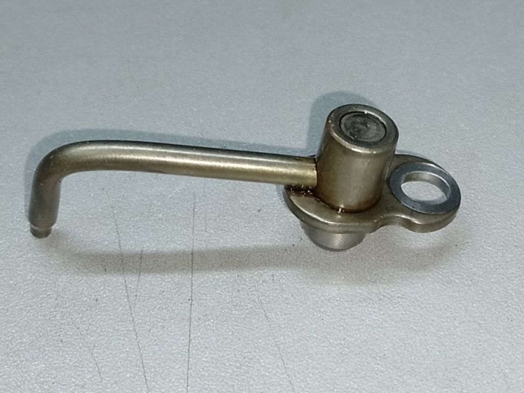 15708-37012 | Форсунка масляная LEXUS CT200 11-17 - Фото 3