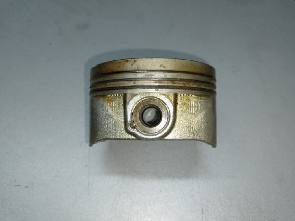 13101-37120 | Поршень LEXUS CT200 11-17