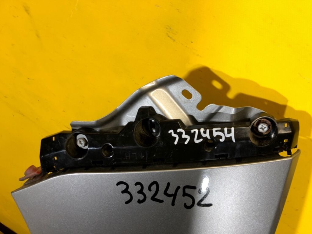 62225-5SK0A | Кронштейн переднего бампера (на крыле) лев. NISSAN LEAF 18-
