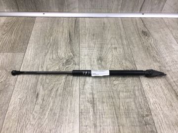 Амортизатор крышки багажника TOYOTA AURIS 06-12
