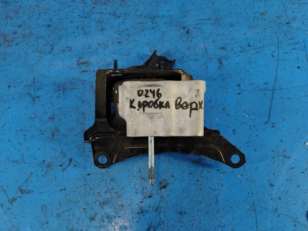 1237237301 | Подушка АКПП TOYOTA PRIUS 16-