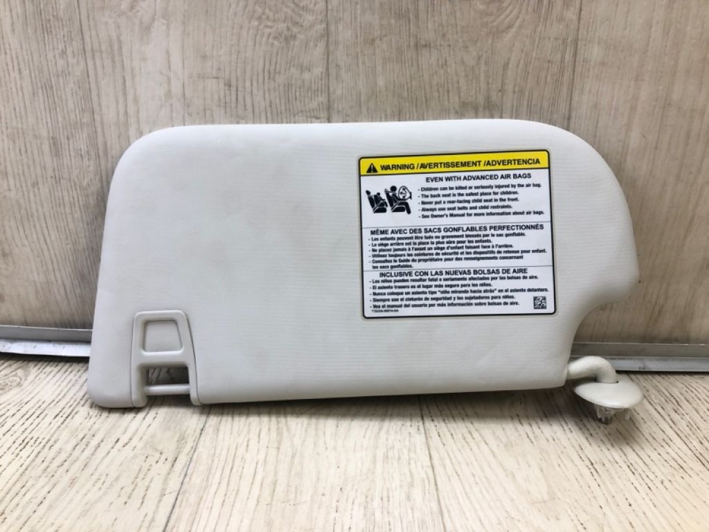 CJ5Z-7804104-DB | Козирок сонцезахисний передн. прав. FORD ESCAPE 12-19