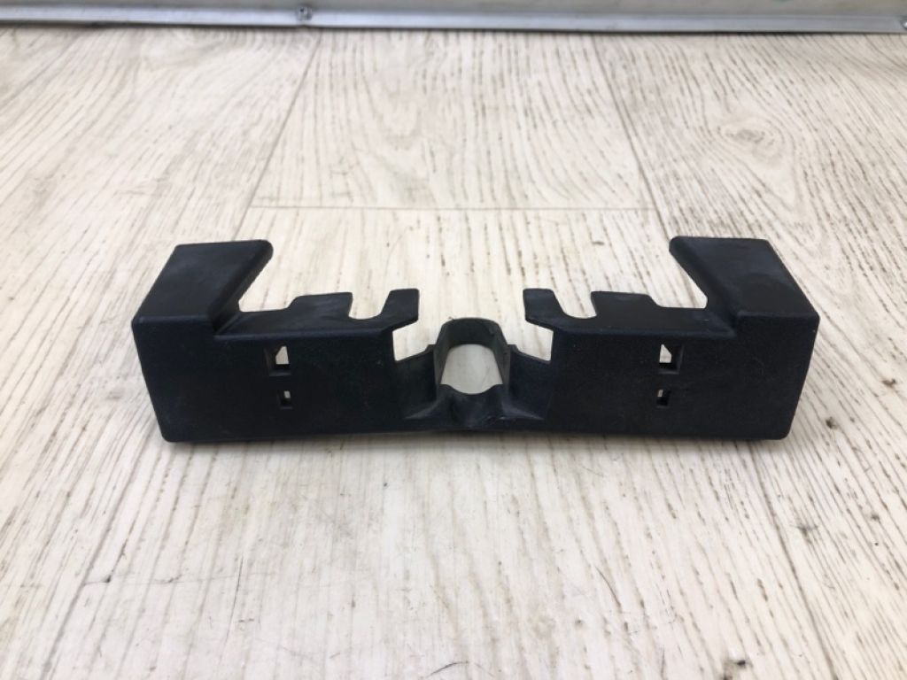 BJS7-56627 | Накладка замка капота MAZDA 3 BM 13-19