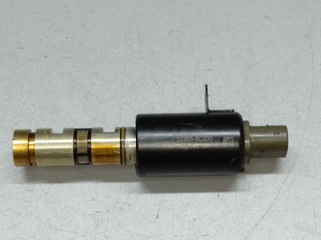 24355-3C200 | Клапан изменения фаз ГРМ прав. HYUNDAI SONATA NF 04-10