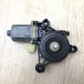 8W0959802 | Моторчик склопідйомника передн. прав. AUDI A4 15-