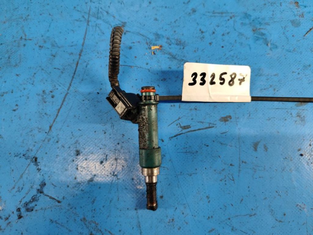 23250-37021 | Форсунка паливна TOYOTA PRIUS - 30 09-17