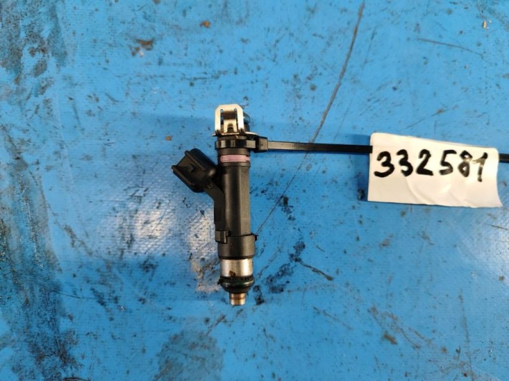 L501-13-250 | Форсунка паливна MAZDA 6 GH 07-12