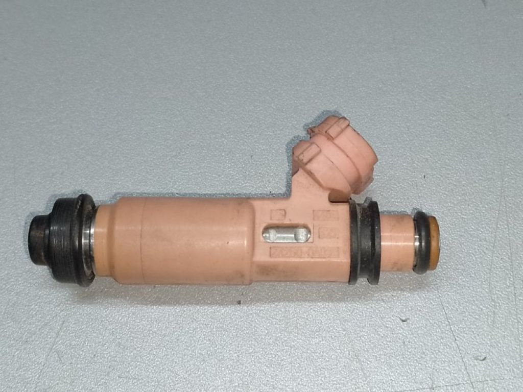 23209-0A020 | Форсунка паливна TOYOTA SIENNA 03-10