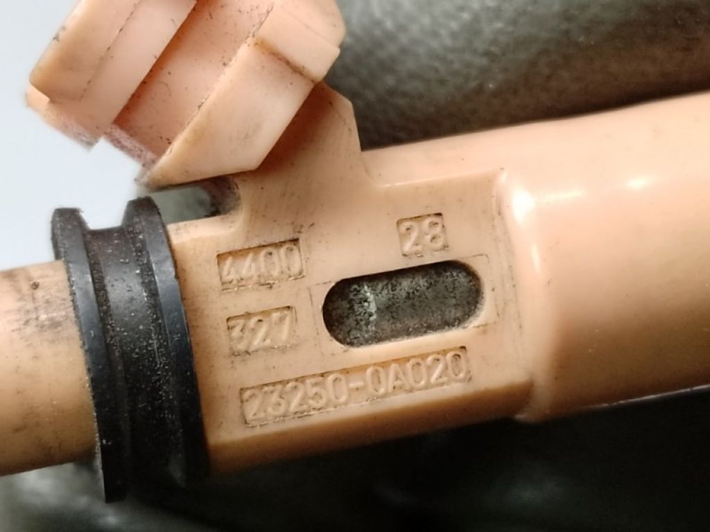 23209-0A020 | Форсунка топливная TOYOTA SIENNA 03-10 - Фото 3