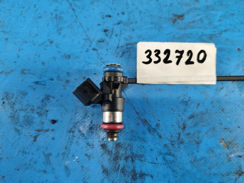 RL184085AC | Форсунка топливная CHRYSLER 200 10-14