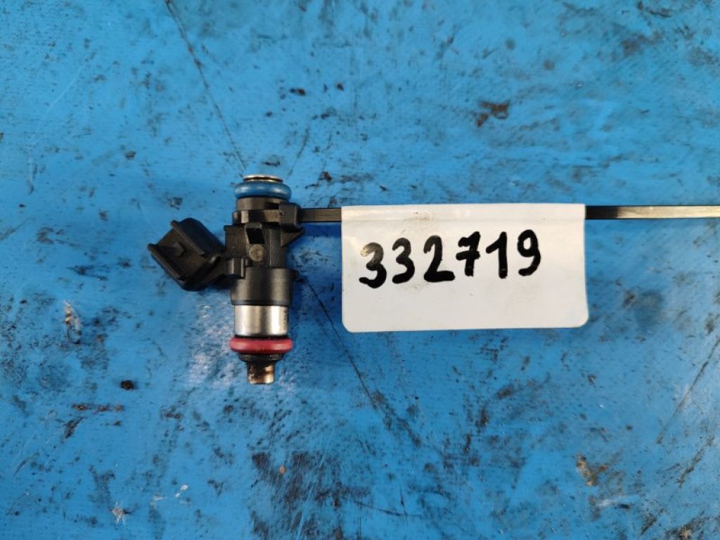 RL184085AC | Форсунка паливна CHRYSLER 200 10-14