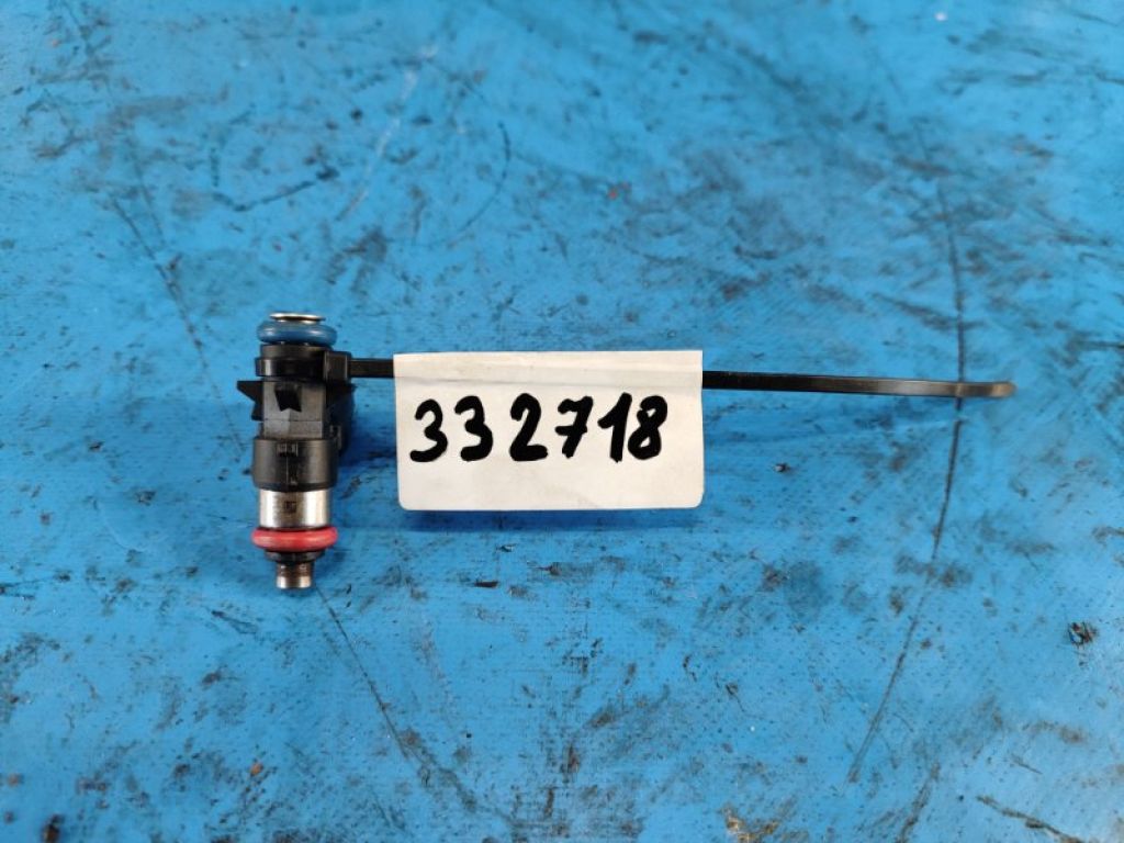 RL184085AC | Форсунка топливная CHRYSLER 200 10-14
