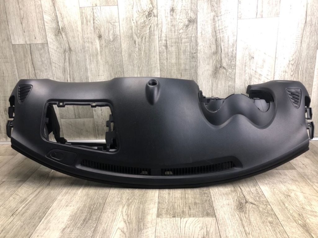 68200-1KA0A | торпедо NISSAN JUKE 10-19 - Фото 2