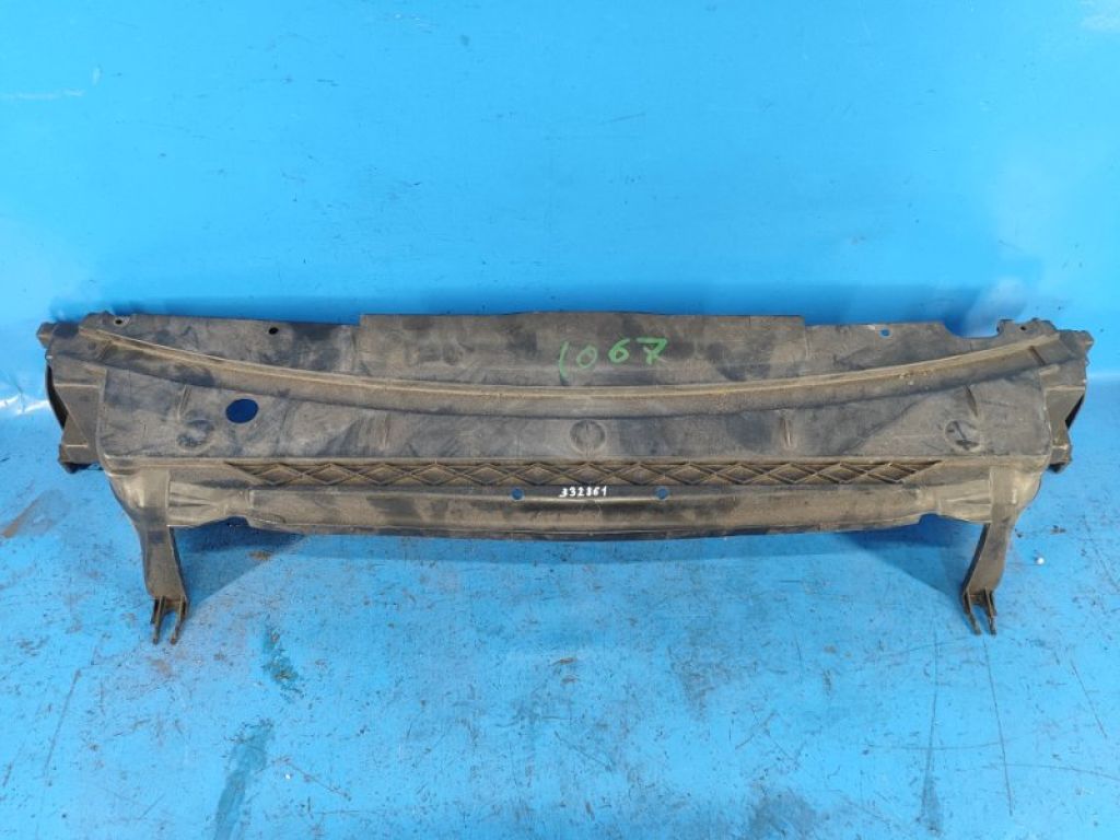 30744085 | Захист переднього бампера VOLVO XC70 00–07