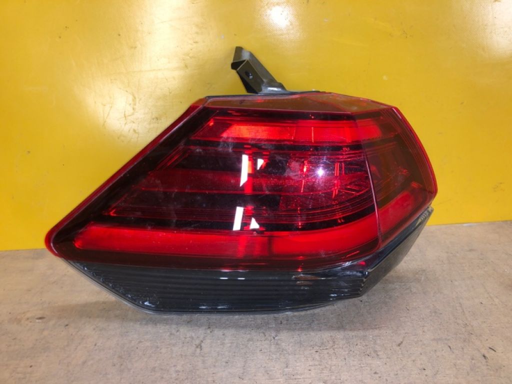 265556FP0A | Фонарь наружный лев. NISSAN X-TRAIL/ROGUE T32 13-20