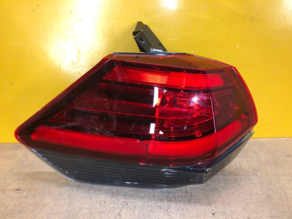 265556FP0A | Фонарь наружный лев. NISSAN X-TRAIL/ROGUE T32 13-20