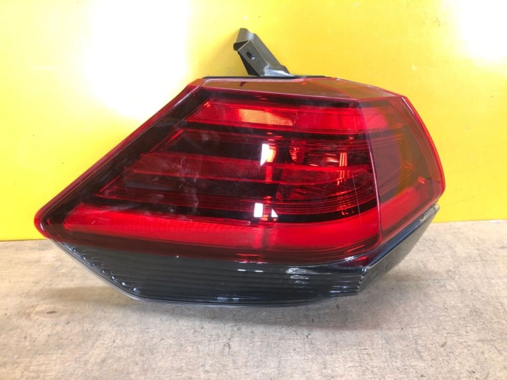 265556FP0A | Фонарь наружный лев. NISSAN X-TRAIL/ROGUE T32 13-20