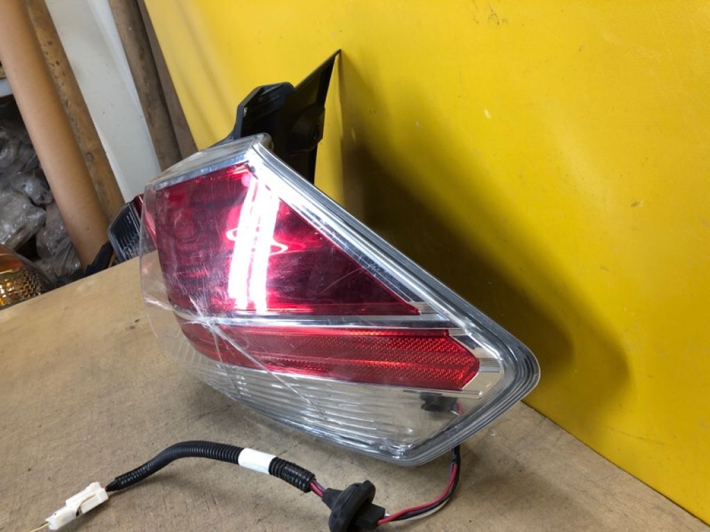 26550-4BA0A | Ліхтар зовнішній прав. NISSAN X-TRAIL/ROGUE T32 13-20 - Фото 4