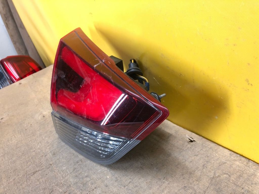 26555-6FL5A | Ліхтар внутрішній лів. NISSAN X-TRAIL/ROGUE T32 13-20 - Фото 4