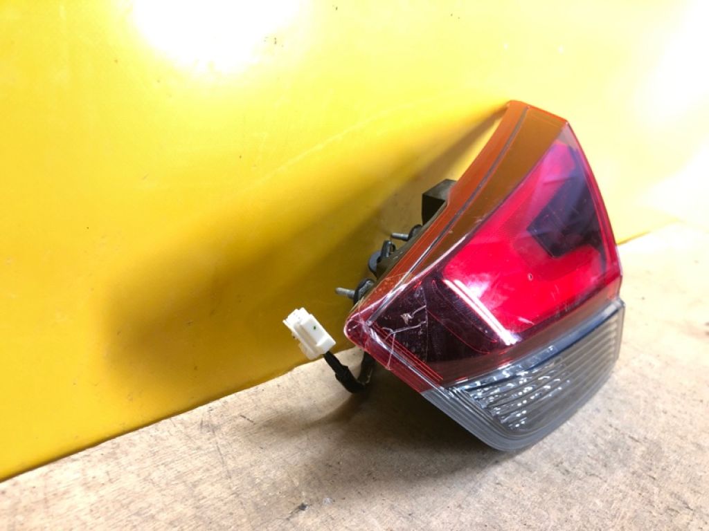 26550-6FL5A | Ліхтар внутрішній прав. NISSAN X-TRAIL/ROGUE T32 13-20 - Фото 3