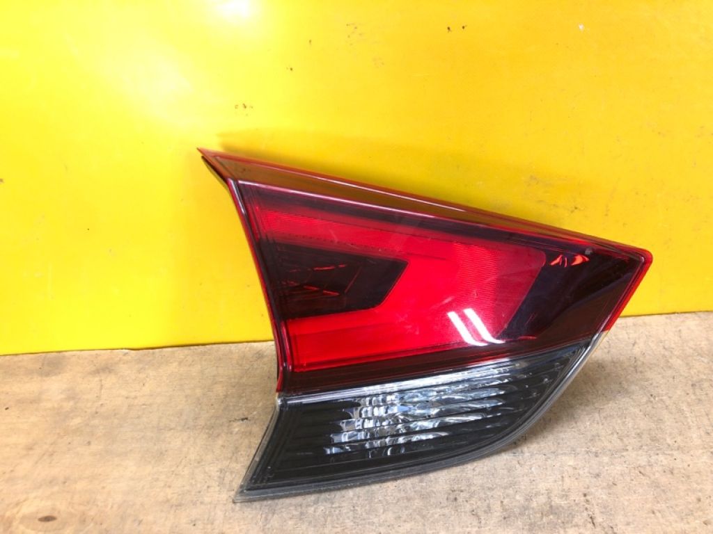 26555-6FL5A | Ліхтар внутрішній лів. NISSAN X-TRAIL/ROGUE T32 13-20