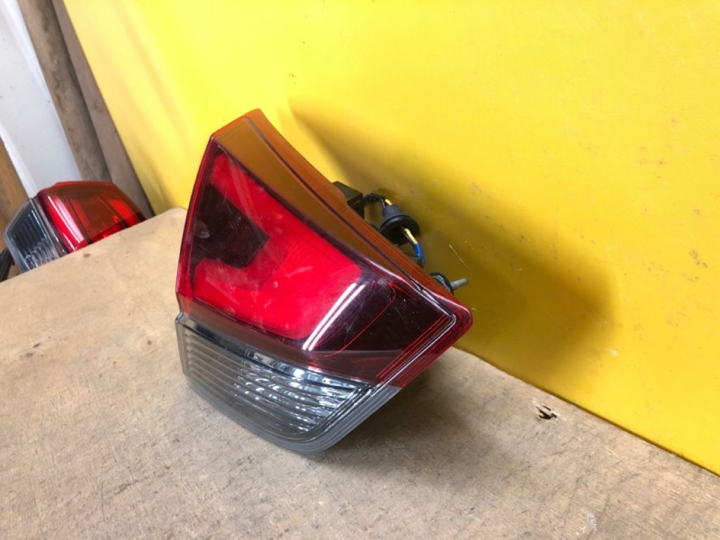 26555-6FL5A | Ліхтар внутрішній лів. NISSAN X-TRAIL/ROGUE T32 13-20 - Фото 4