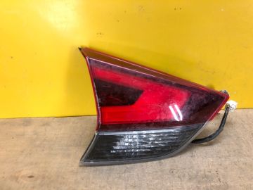 Ліхтар внутрішній лів. NISSAN X-TRAIL/ROGUE T32 13-20